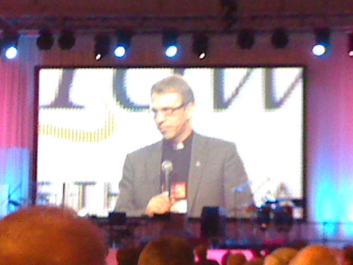 WCC head addresses assembly